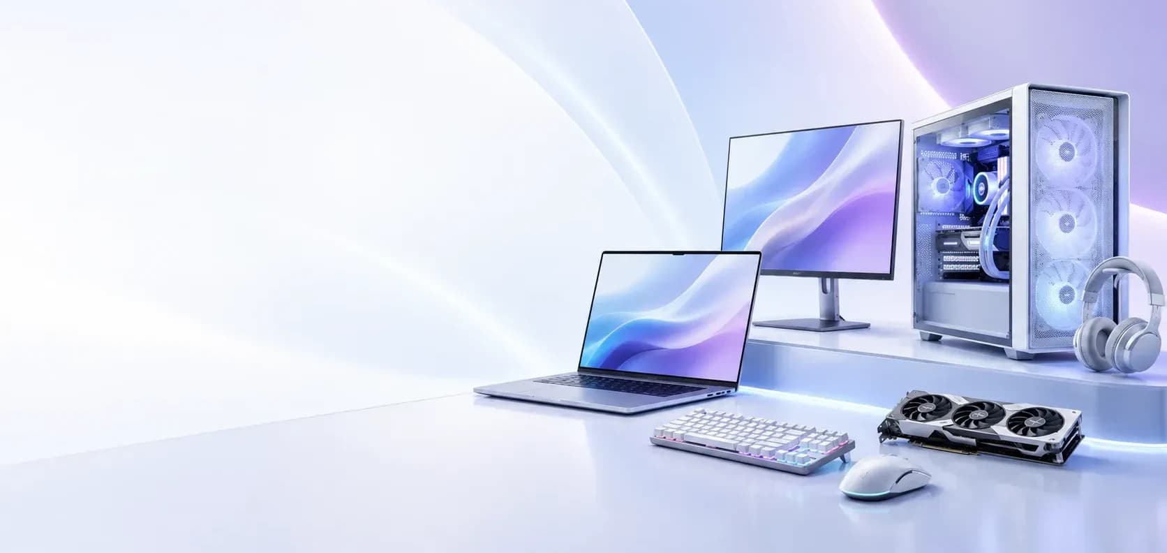 Laptop, PC và linh kiện máy tính trưng bày tại showroom MTGS