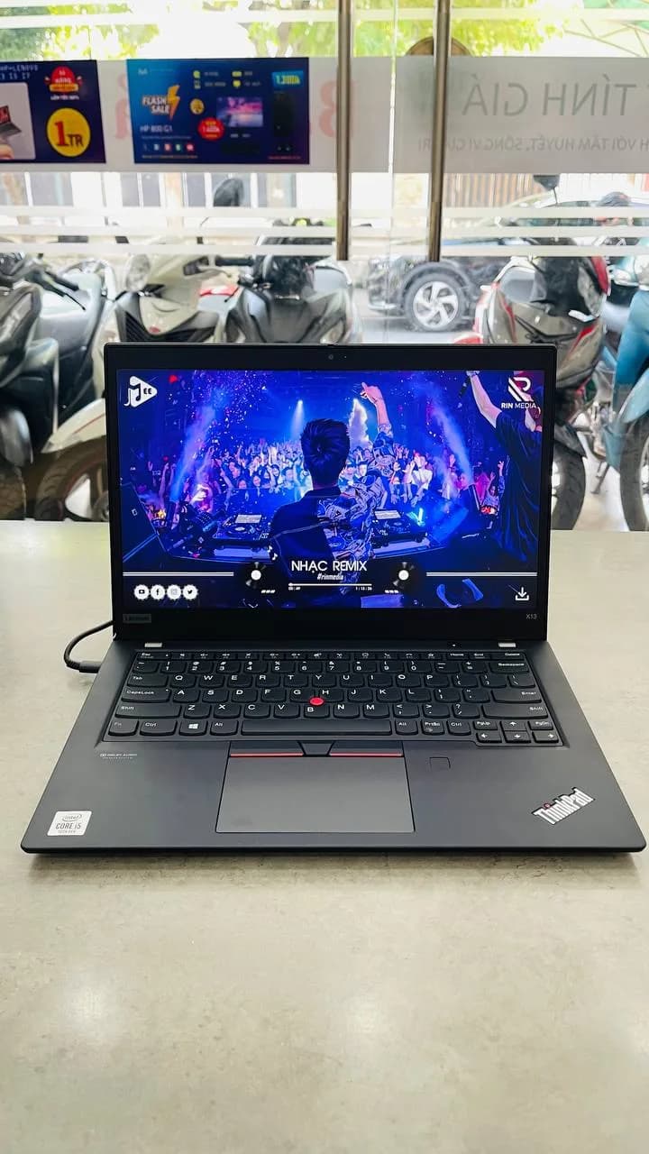 X13 Gen 1