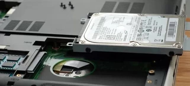 Laptop Cũ Và Những Dấu Hiệu Laptop Cũ Sắp Hỏng