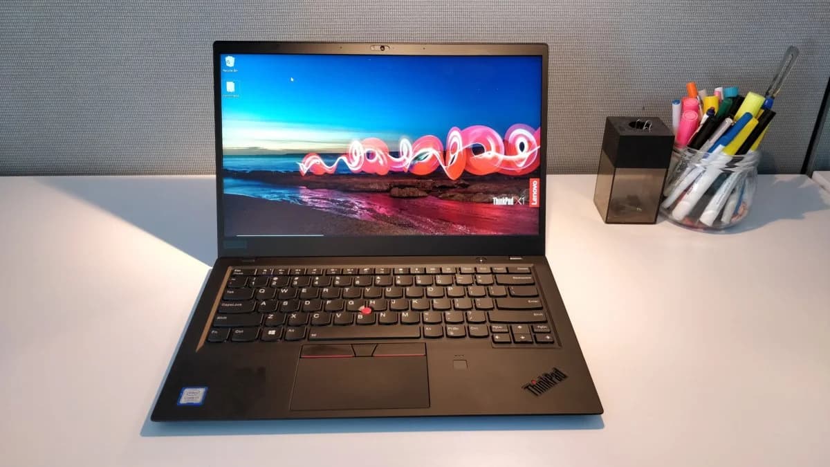 Ảnh minh họa Có Nên Mua Trả Góp Laptop Cũ Giá Rẻ Cho Sinh Viên?