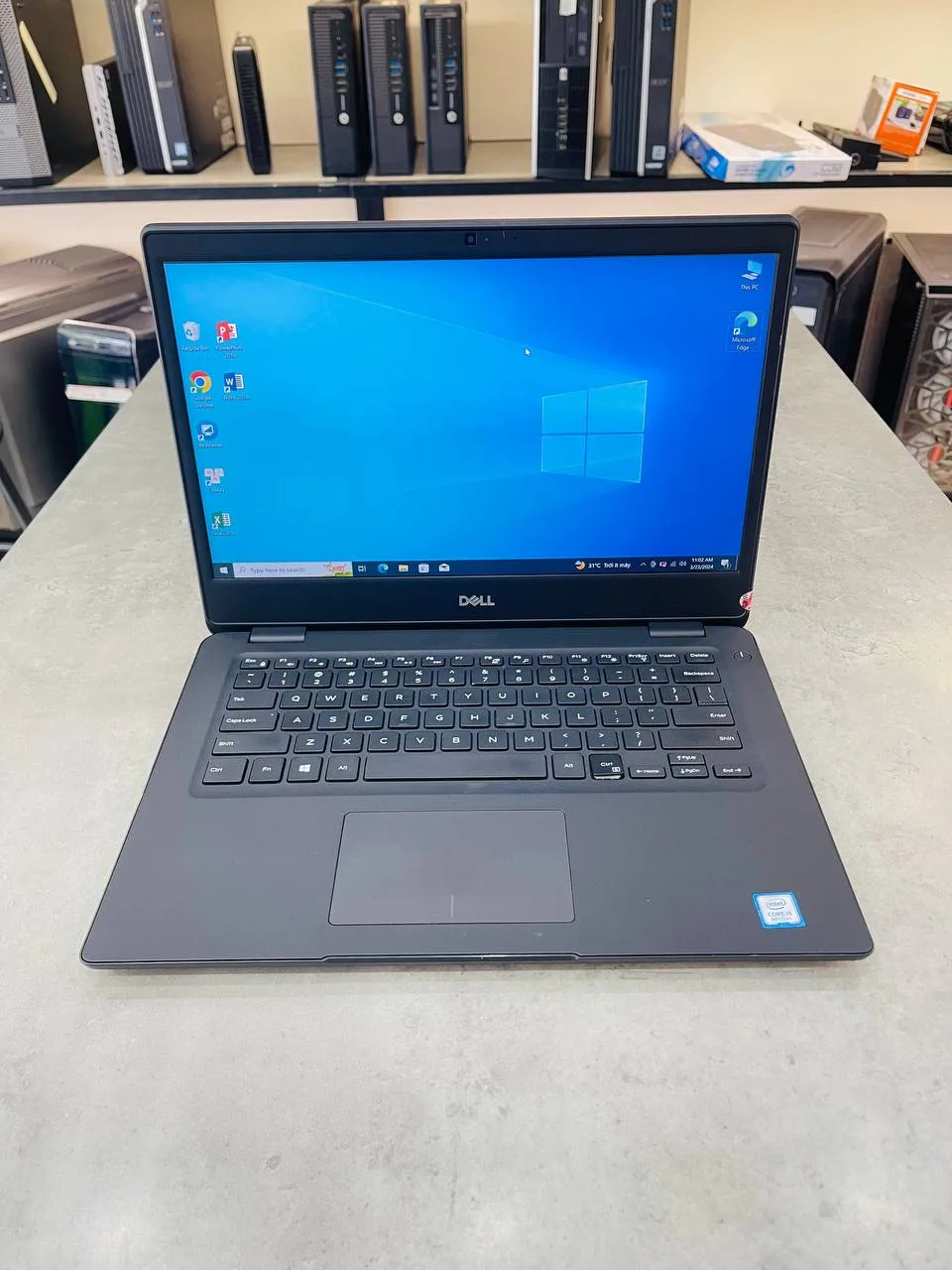 Dell Latitude 3400 - 1 Dell latitude 3400