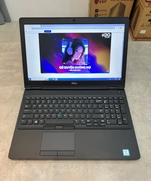 Dell Latitude 5590