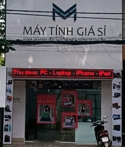 Mua laptop cũ từ cửa hàng có uy tín