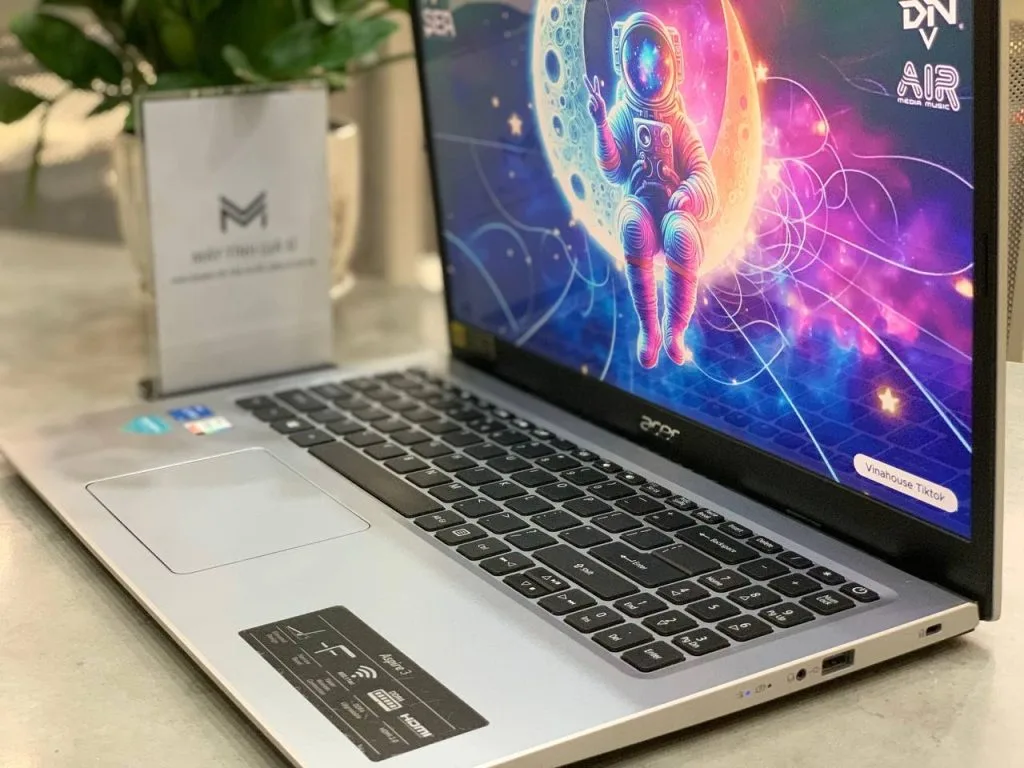 Laptop Acer Aspire 3 - 23 Laptop acer aspire 3 - máy tính giá sỉ