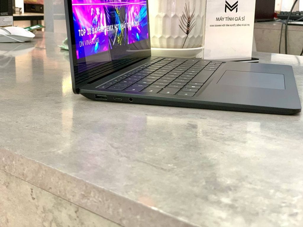 Microsoft Surface Laptop 4 - 22 Microsoft surface laptop 4 - máy tính giá sỉ