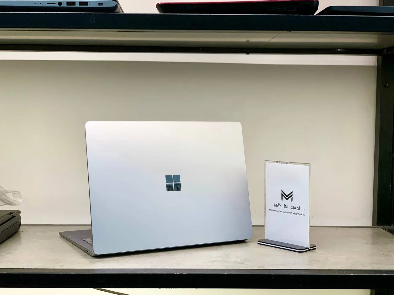 Microsoft Surface Laptop 5 - 1 Microsoft surface laptop 5