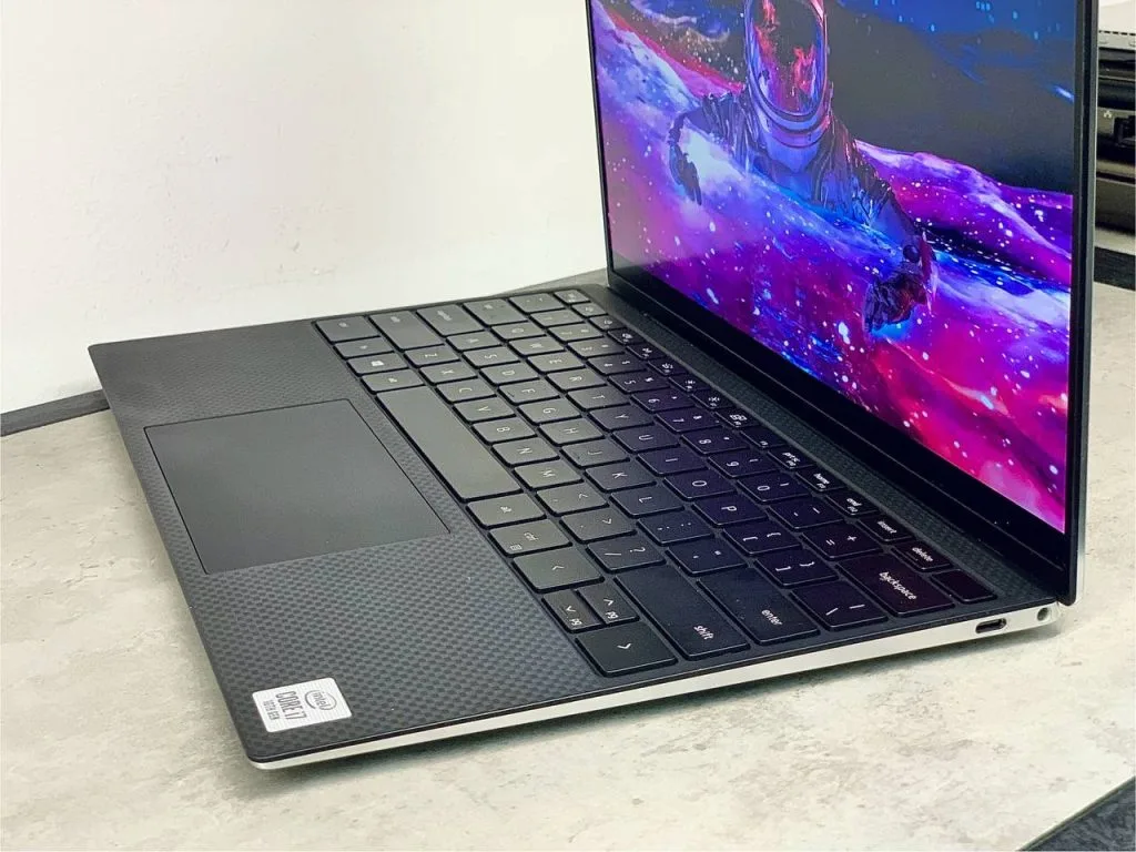 Dell Xps 13 9300 - 18 Dell-xps-9300-2
