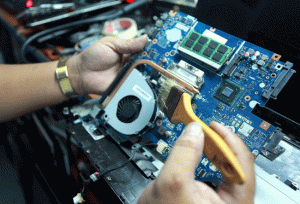 Laptop Cũ Và Những Dấu Hiệu Laptop Cũ Sắp Hỏng - 3 Laptop cũ