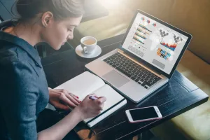 Laptop Cũ Dưới 5 Triệu Cho Dân Văn Phòng