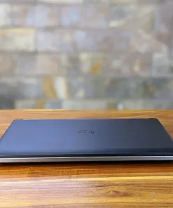 Dell Precision 7710 - 7 Dell precision 7710