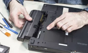 Cách kiểm tra pin laptop cũ dưới 5 triệu