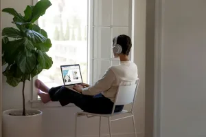 Laptop cũ dưới 5 triệu có webcam hd không? Hướng dẫn chọn laptop phù hợp