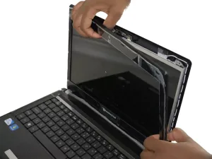 Laptop hàn lại cáp màn hình bị bung