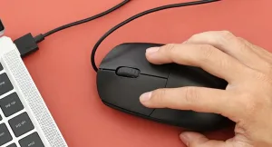 Gắn Chuột Rời Làm Chạm Nguồn - Có Ảnh Hưởng Màn Hình - 5 Gắn chuột rời làm chạm nguồn