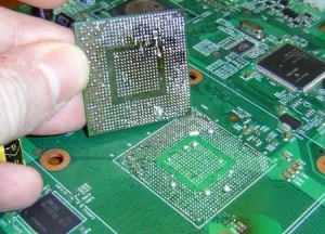 Hỏng chip vga khiến laptop không lên hình