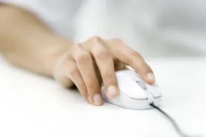 Gắn Chuột Rời Làm Chạm Nguồn - Có Ảnh Hưởng Màn Hình - 6 Gắn chuột rời làm chạm nguồn