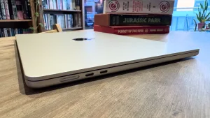 MacBook-Air-M3-15-inch-2024