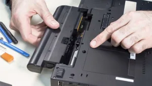 Laptop không nhận sạc do lỗi driver hoặc phần mềm