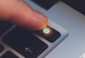 Thay Màn Hình Mới Nhưng Laptop Vẫn Không Lên Hình - 3 Thay màn hình mới nhưng laptop vẫn không lên hình