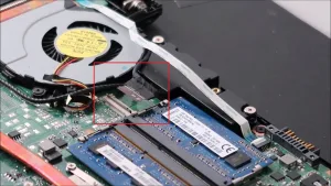 Cách Kiểm Tra Dây Cáp Màn Hình Laptop Bị Lỏng - 3 Cách kiểm tra dây cáp màn hình laptop bị lỏng