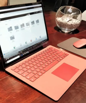 Laptop Microsoft Surface Laptop 2 - 5 Laptop cũ pin trâu