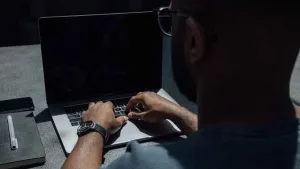 Cách xử lý khi màn hình chính không hiển thị