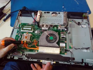 Sửa Laptop Lấy Liền Tân Bình Giá Ưu Đãi - 5 Phút Có Ngay