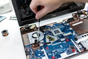 Sửa Laptop Lấy Liền Tân Bình Giá Ưu Đãi - 5 Phút Có Ngay