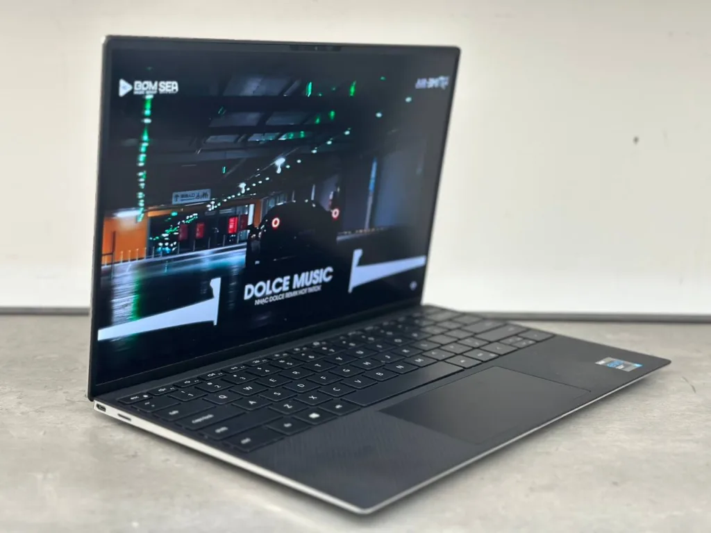 Top 5 mẫu laptop cũ dành cho thiết kế 🎯 🔥