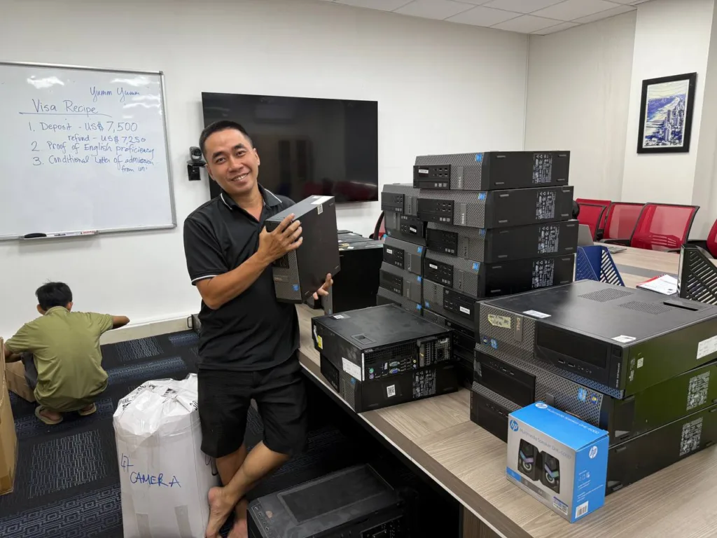 ⚡ Laptop thanh lý giá rẻ Tân Bình 🚨 Showroom 121 Thành Mỹ