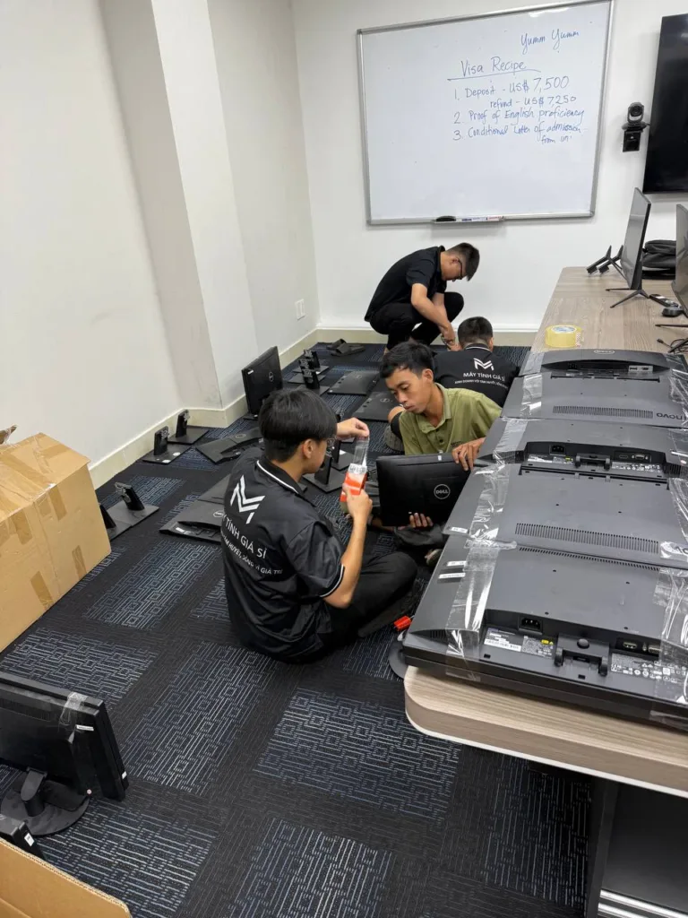 ⚡ Laptop thanh lý giá rẻ Tân Bình 🚨 Showroom 121 Thành Mỹ