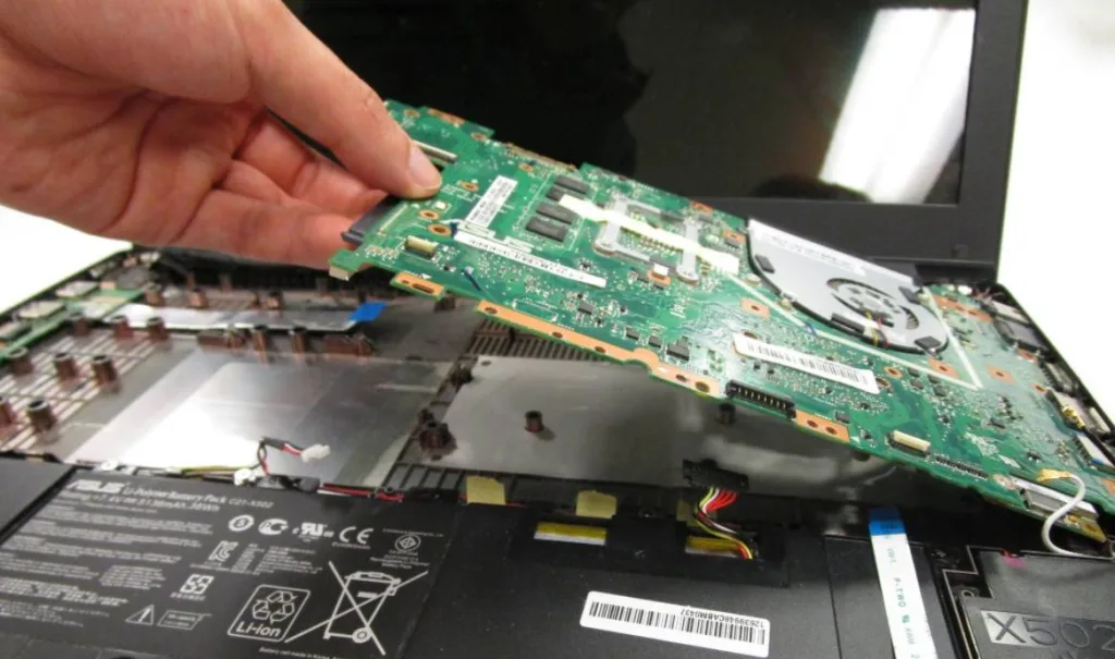 Sửa Mainboard Laptop Chuyên Nghiệp Tại Tân Bình - 4 Sửa mainboard laptop chuyên nghiệp tại tân bình-lấy liền 15p