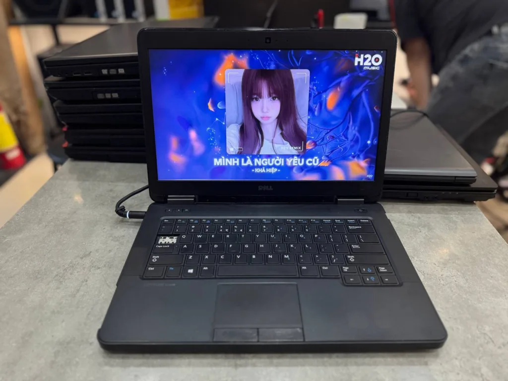 ⚡ Sinh viên nên mua máy tính gì ở Tân Bình? 🎯 0924212121 